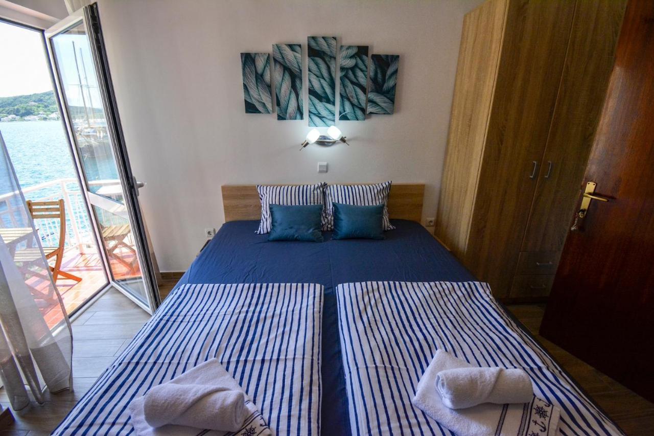Apartmani Andela Kordic Supetarska Draga Eksteriør bilde