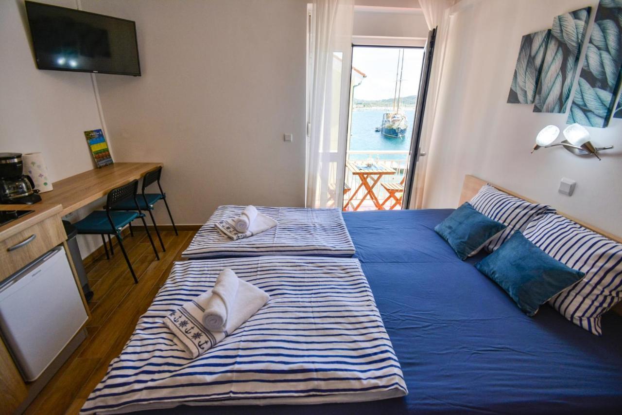 Apartmani Andela Kordic Supetarska Draga Eksteriør bilde