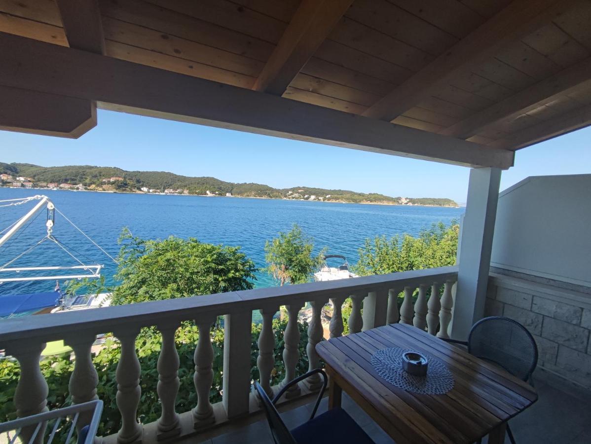 Apartmani Andela Kordic Supetarska Draga Eksteriør bilde